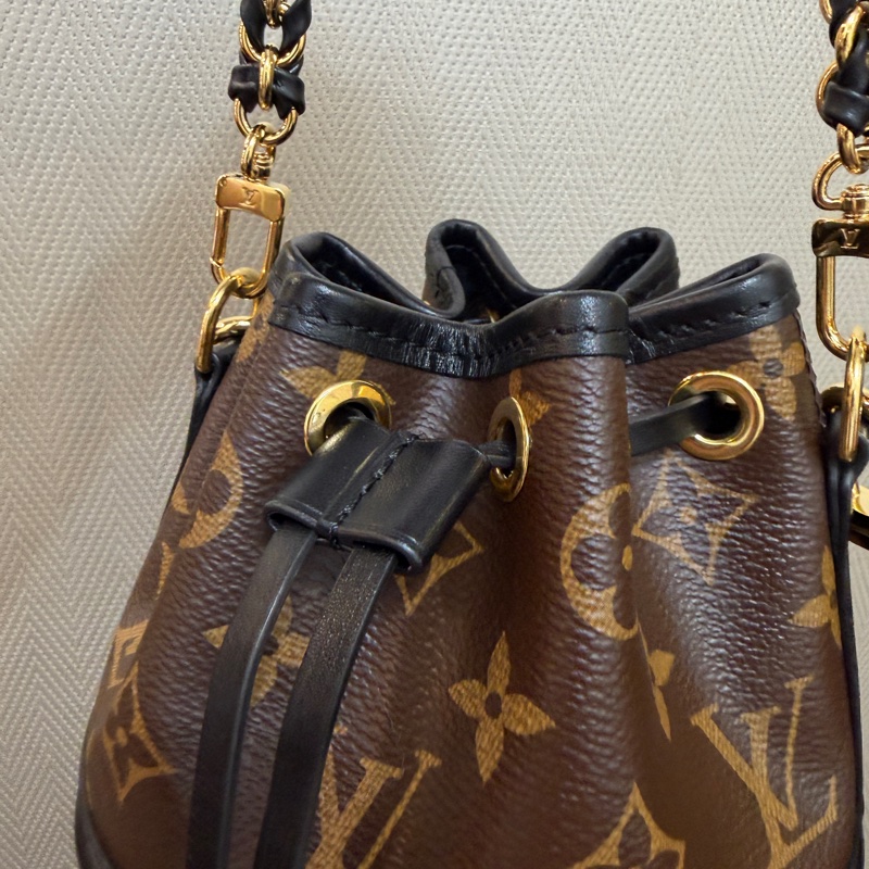 LV 原花黑牛皮Canoe 束口水桶肩斜背包M83480-1