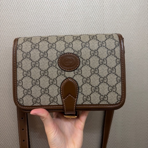 Gucci PVC咖牛皮金釦雙層磁吸斜背包