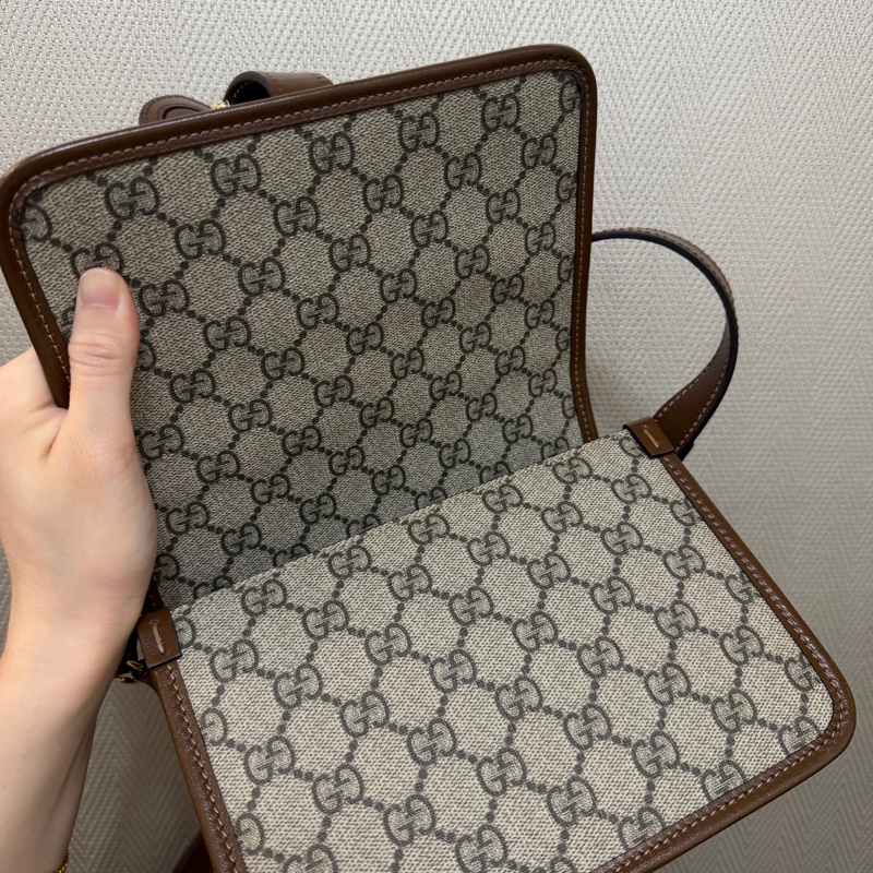 Gucci PVC咖牛皮金釦雙層磁吸斜背包-12