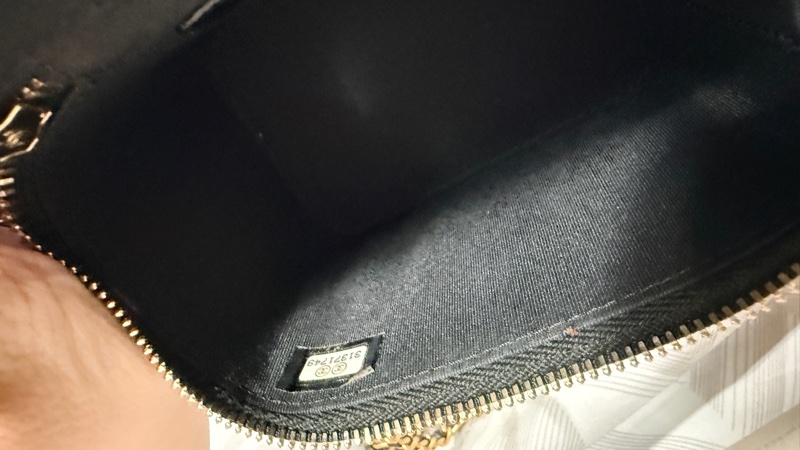 Chanel 香奈兒 經典金雙C羊皮金鍊迷你二用化妝包(AP2198-黑)-6