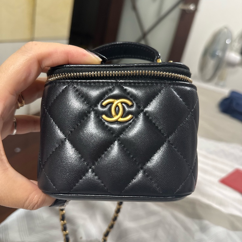 Chanel 香奈兒 經典金雙C羊皮金鍊迷你二用化妝包(AP2198-黑)-7