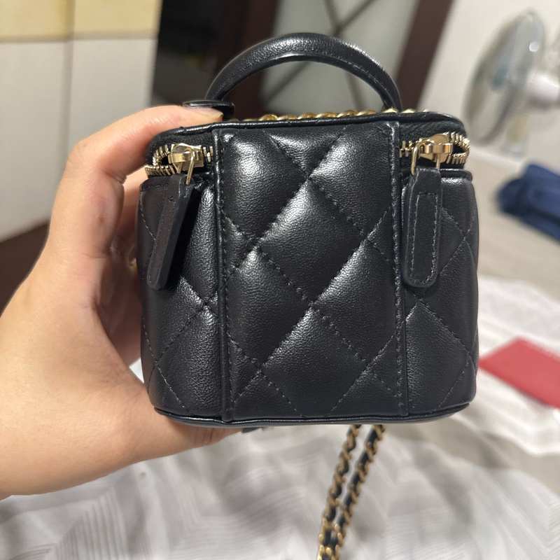 Chanel 香奈兒 經典金雙C羊皮金鍊迷你二用化妝包(AP2198-黑)-8