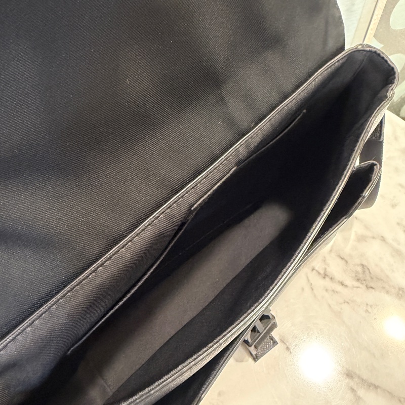 LV 黑灰原花黑牛皮斜背包M30746-10