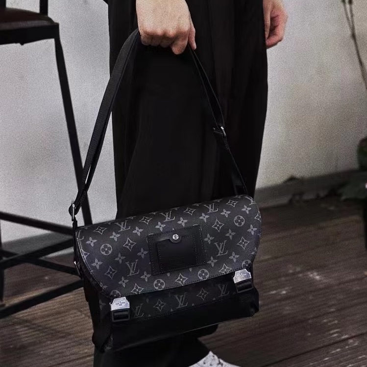#LV 路易威登 #黑老花邮差斜挎包-2