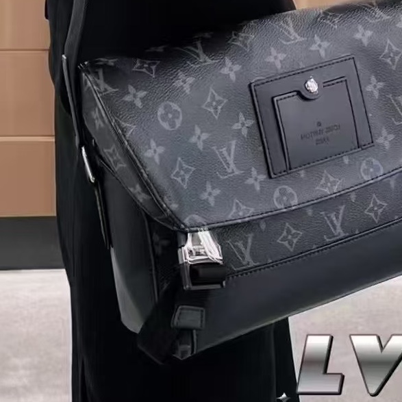 #LV 路易威登 #黑老花邮差斜挎包-8