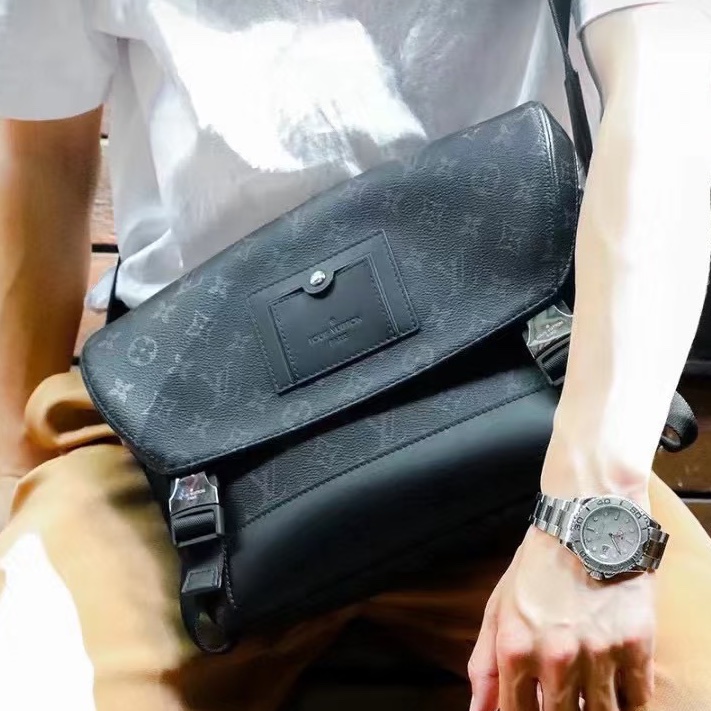 #LV 路易威登 #黑老花邮差斜挎包-23