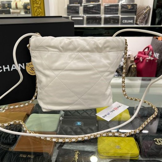東區正精品㊣CHANEL AS3980 22 mini hobo Handbag 香奈兒迷你白色金字金鍊斜背包 RZ6333-6