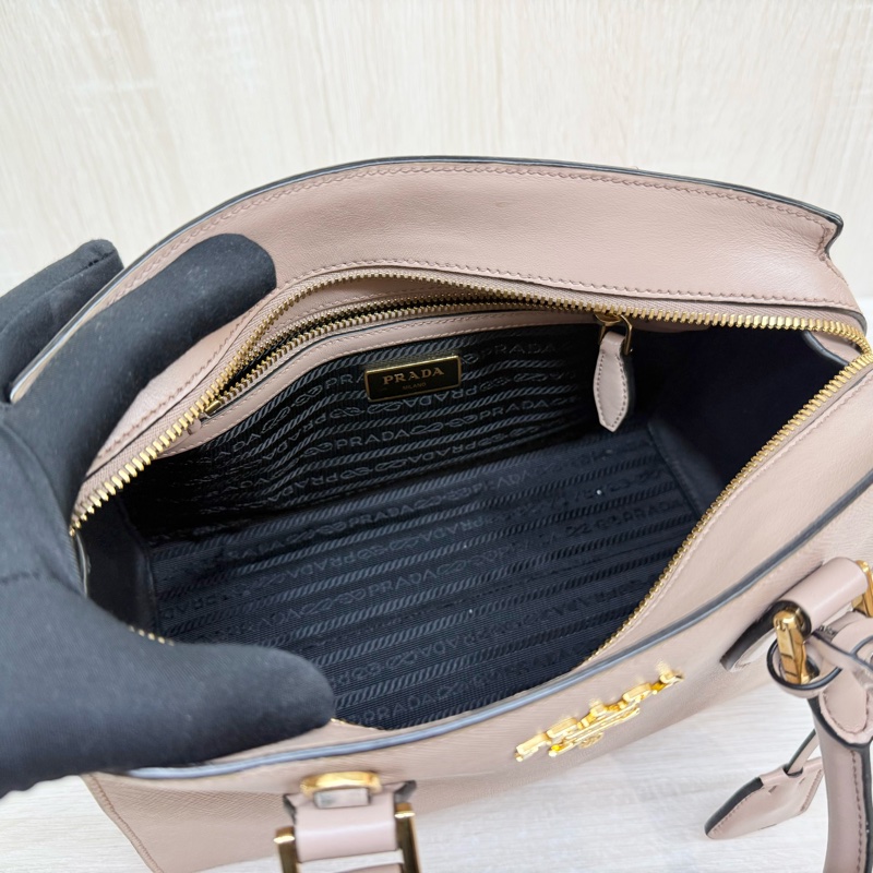 PRADA粉色金釦affine+soft c手提側背包1BA164-8