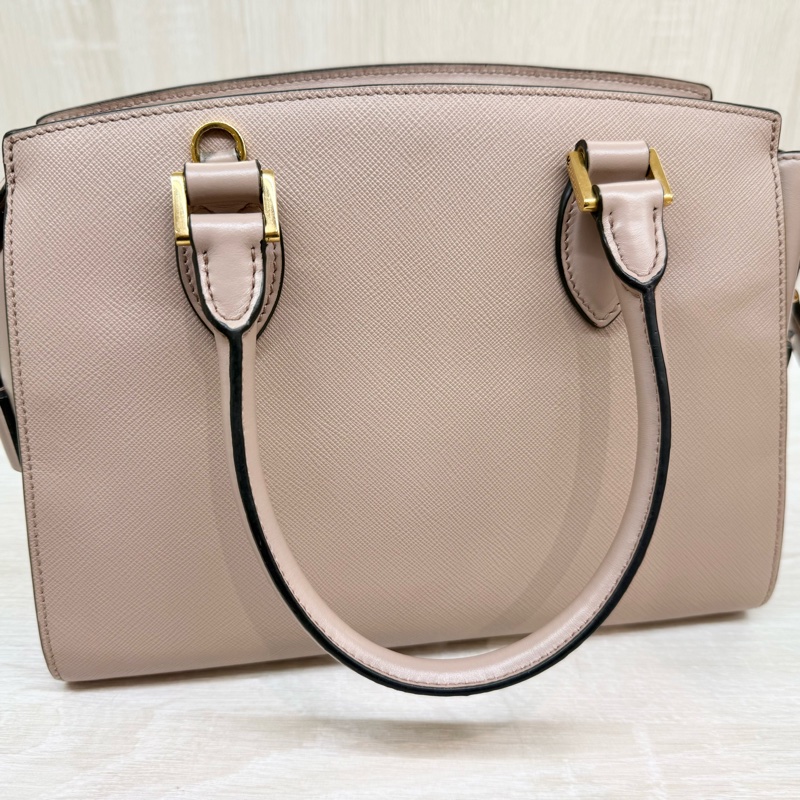 PRADA粉色金釦affine+soft c手提側背包1BA164-11