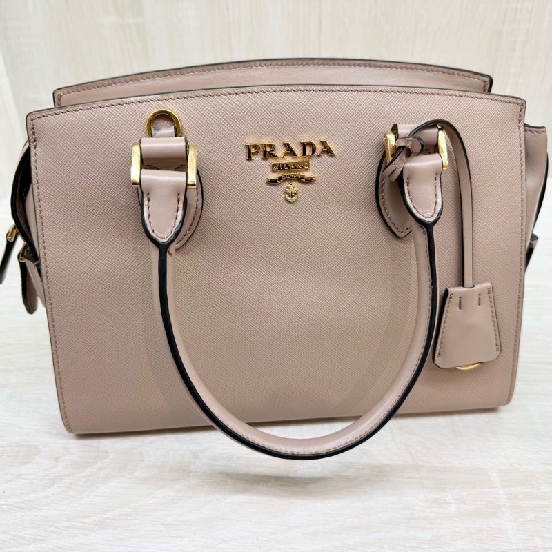 PRADA粉色金釦affine+soft c手提側背包1BA164-12