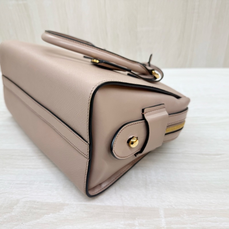 PRADA粉色金釦affine+soft c手提側背包1BA164-17