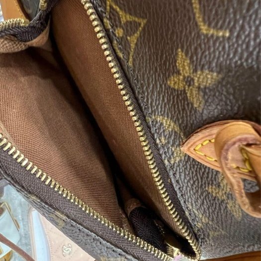 東區正精品㊣LV M51137 Vintage 原花字紋皮革前拉鍊口袋金釦翻蓋釦式抽繩束口後背包小款 RZ6337-2