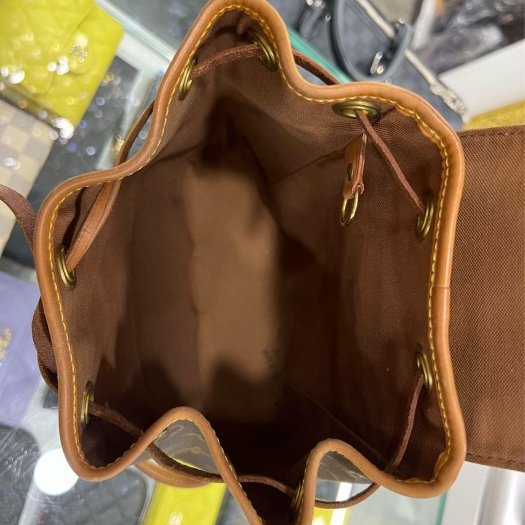 東區正精品㊣LV M51137 Vintage 原花字紋皮革前拉鍊口袋金釦翻蓋釦式抽繩束口後背包小款 RZ6337-11