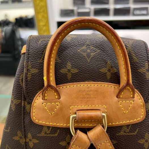 東區正精品㊣LV M51137 Vintage 原花字紋皮革前拉鍊口袋金釦翻蓋釦式抽繩束口後背包小款 RZ6337-14