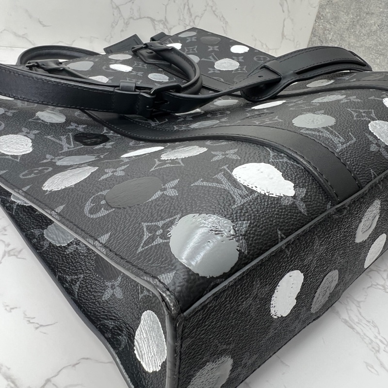 香緹國際精品 899 LV 草間彌生 公事包💼-5