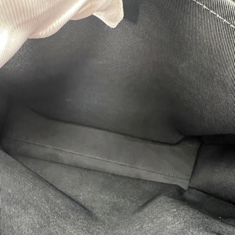 香緹國際精品 899 LV 草間彌生 公事包💼-9