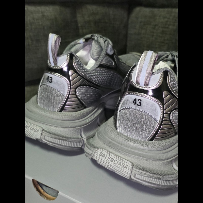 [全新]Balenciaga 巴黎世家 3XL 運動鞋 灰銀 43-4