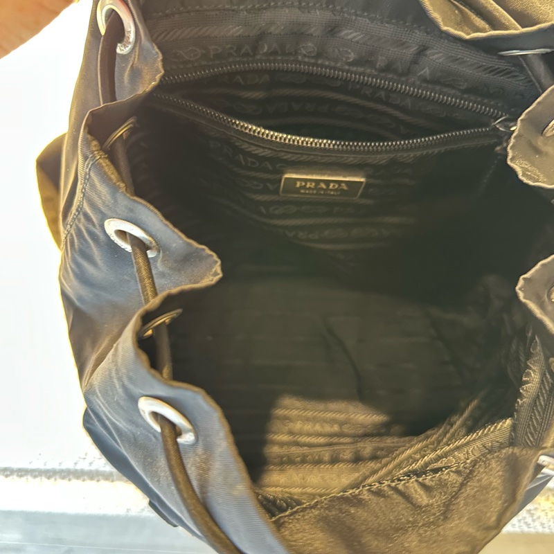 Prada 尼龍  黑色  小後背包-8