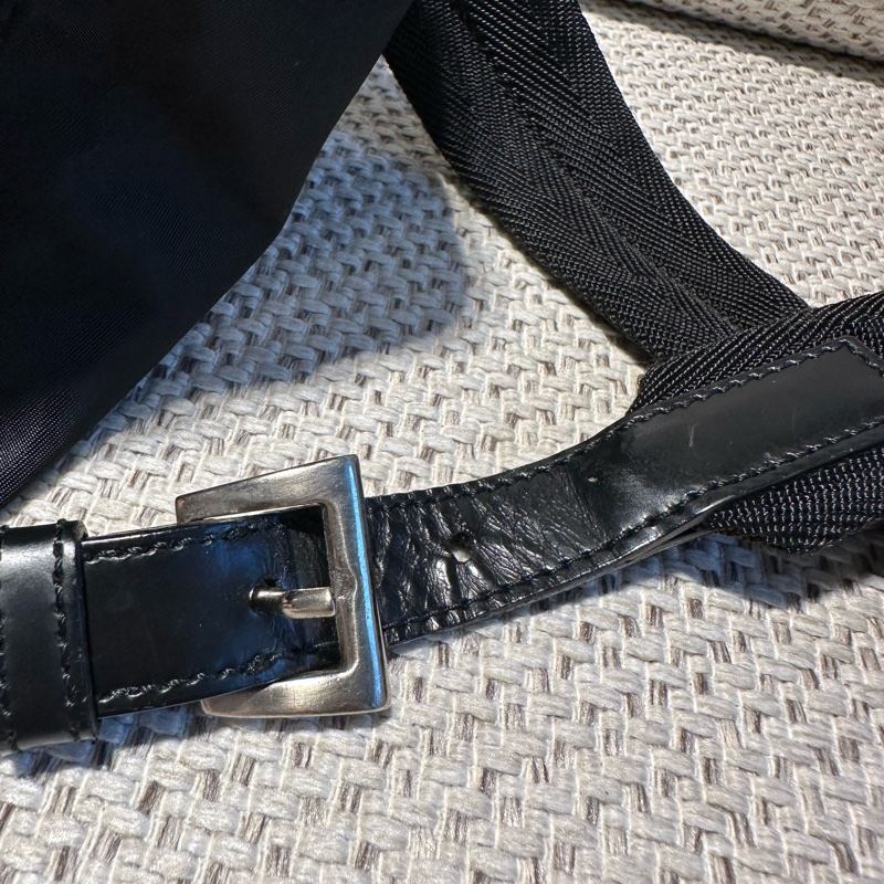 Prada 尼龍  黑色  小後背包-14
