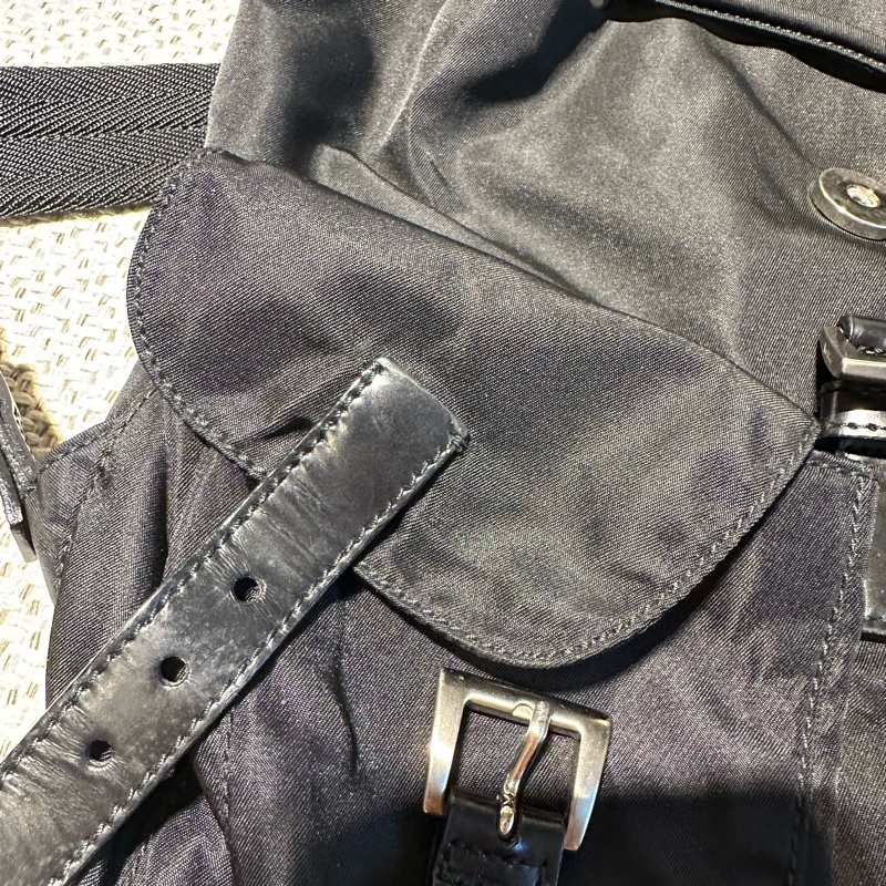 Prada 尼龍  黑色  小後背包-22