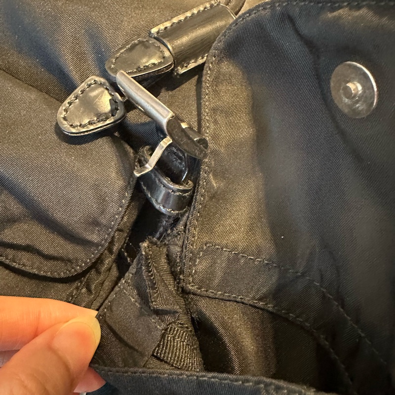 Prada 尼龍  黑色  小後背包-39