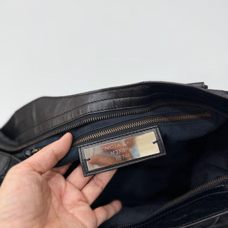 Balenciaga 巴黎世家 city Classic 黑色 機車包 手提包 斜背包 肩背包 側背包-36