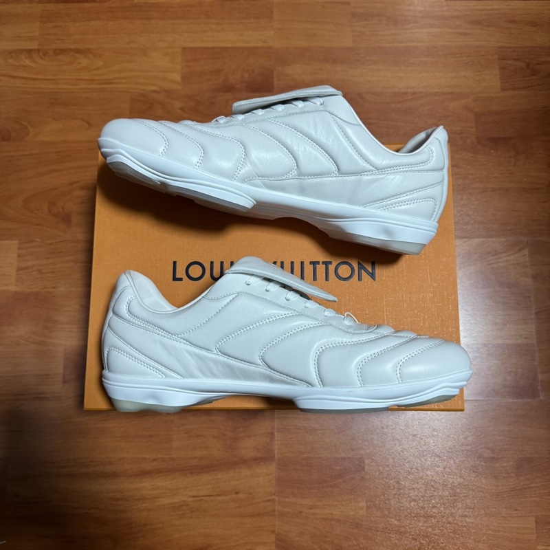 Lv足球鞋Footprint春夏系列 低幫徽標休閒鞋  白色43碼-1