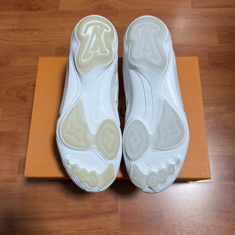 Lv足球鞋Footprint春夏系列 低幫徽標休閒鞋  白色43碼-6