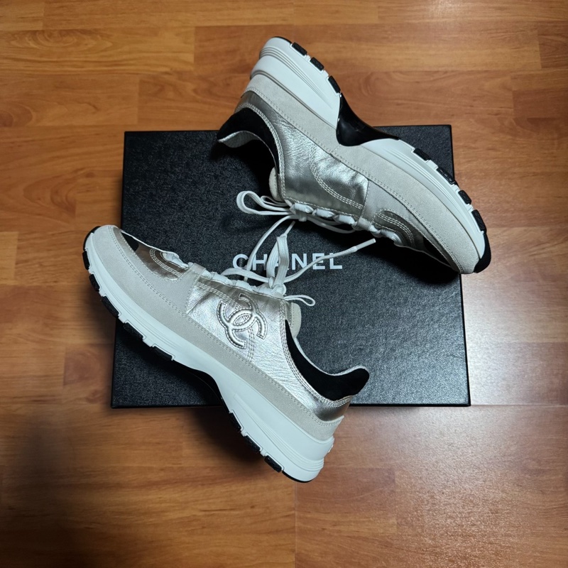 Chanel香奈兒25A小牛皮低幫徽標休閒鞋 女款 淺金色 37碼-8