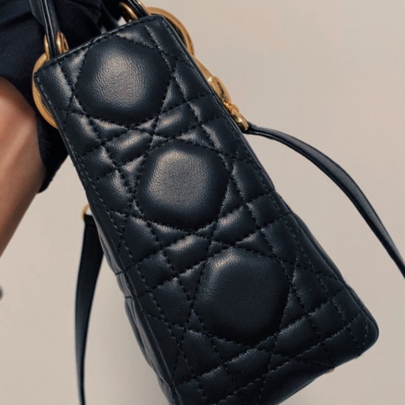 Dior 黑金lady dior三格黛妃包mini-2