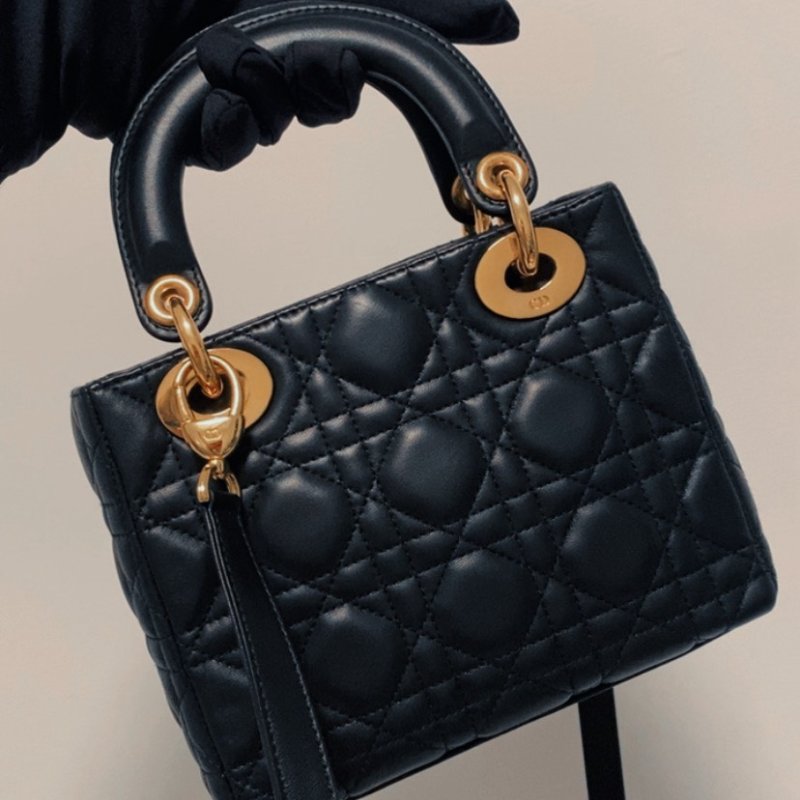 Dior 黑金lady dior三格黛妃包mini-11