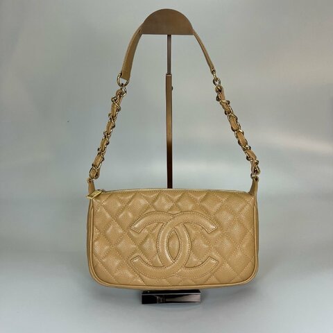 CHANEL 單肩HOBO 荔枝奶茶 A20993/ 8開