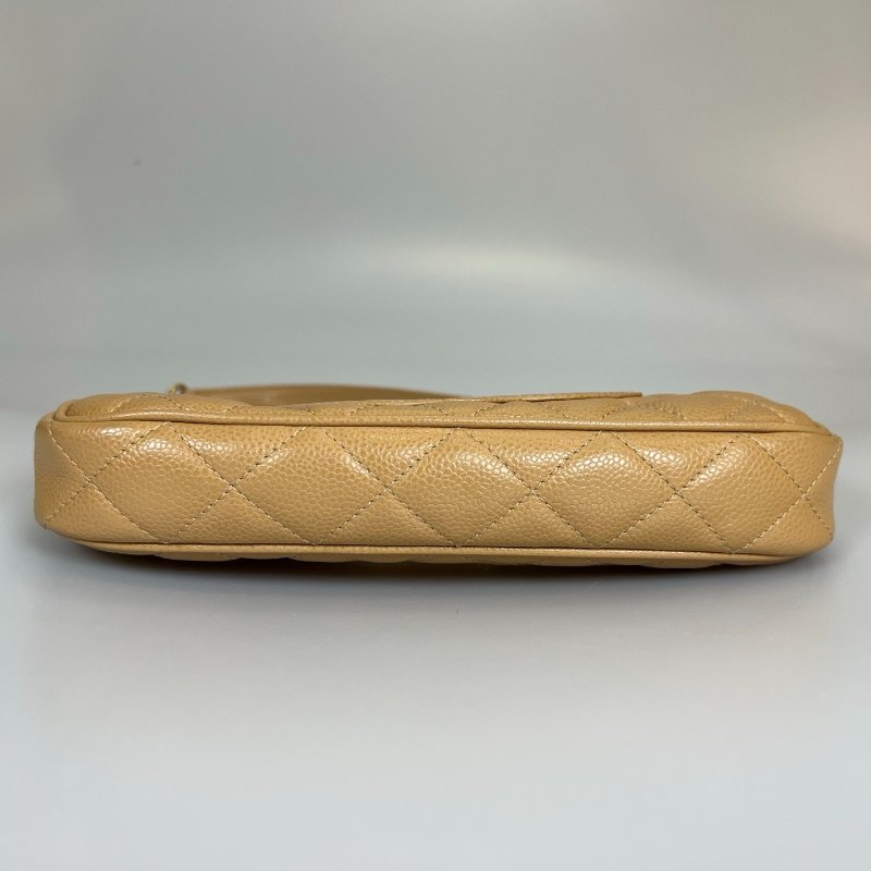 CHANEL 單肩HOBO 荔枝奶茶 A20993/ 8開-4