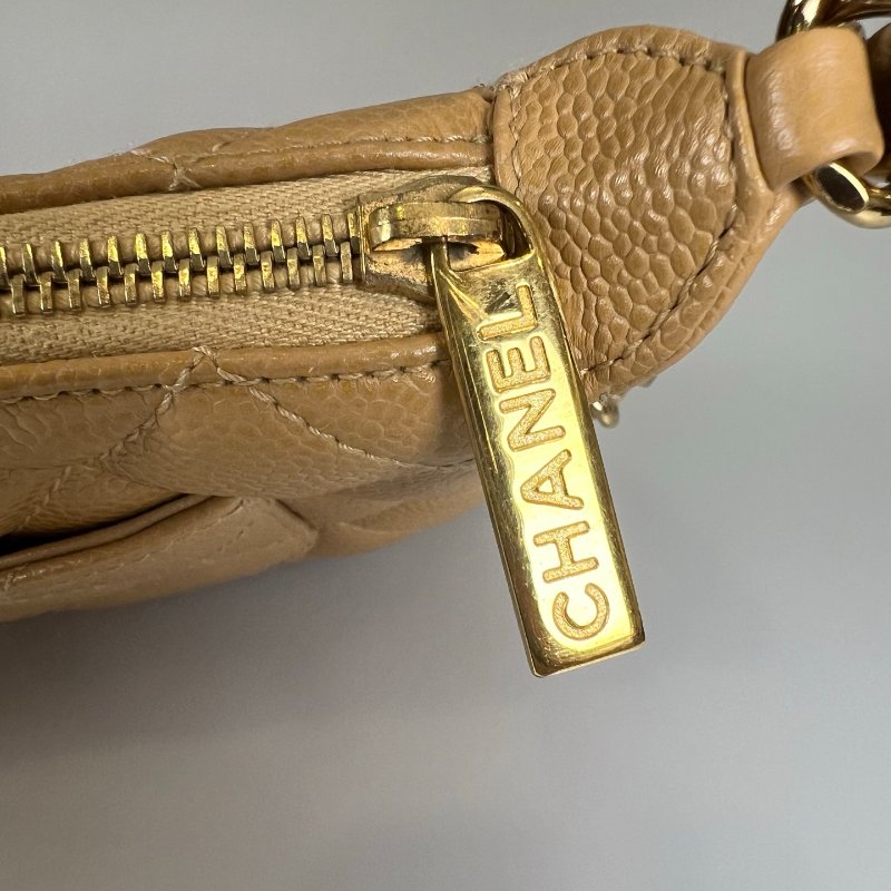 CHANEL 單肩HOBO 荔枝奶茶 A20993/ 8開-7