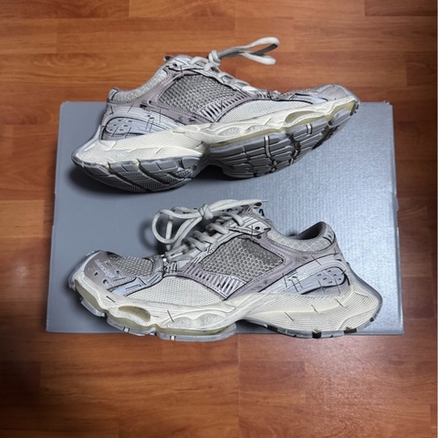 Balenciaga巴黎世家 Stapler訂書機鞋 老爹鞋米色 38碼