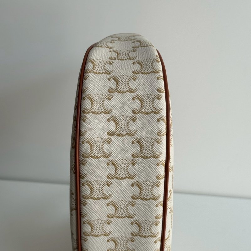 99新🆕 Celine 瑟琳 AVA 老花半月包 白色🤍-10