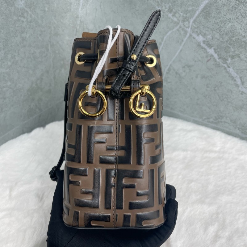 FENDI老花水桶 肩背包斜背包-4