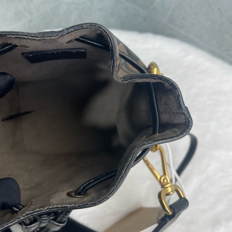 FENDI老花水桶 肩背包斜背包-10