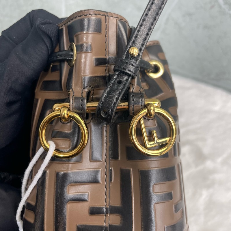 FENDI老花水桶 肩背包斜背包-19