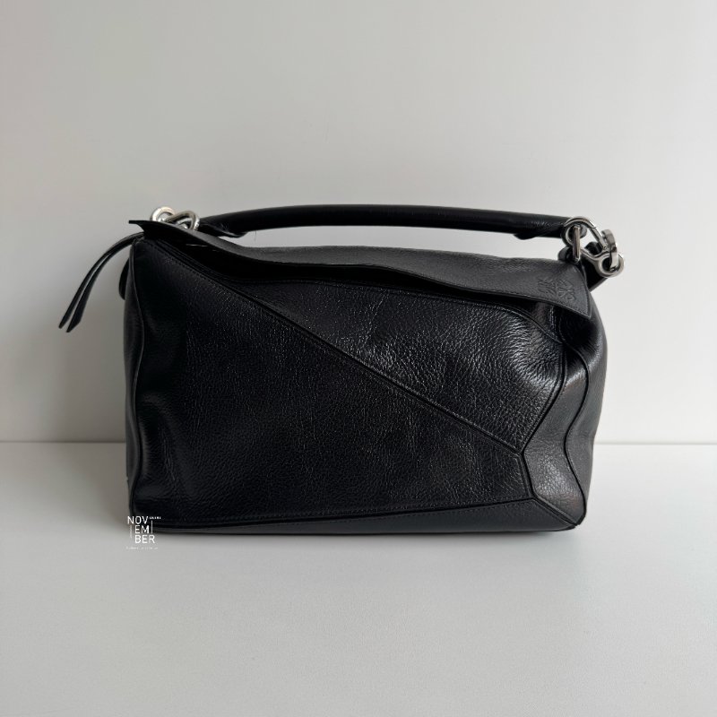 99新🆕 全配有購證✨ LOEWE 羅意威 Puzzle Medium 黑色銀釦-0