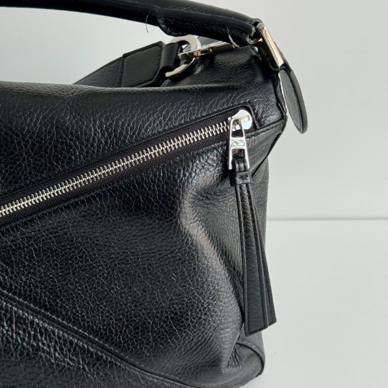 99新🆕 全配有購證✨ LOEWE 羅意威 Puzzle Medium 黑色銀釦-13