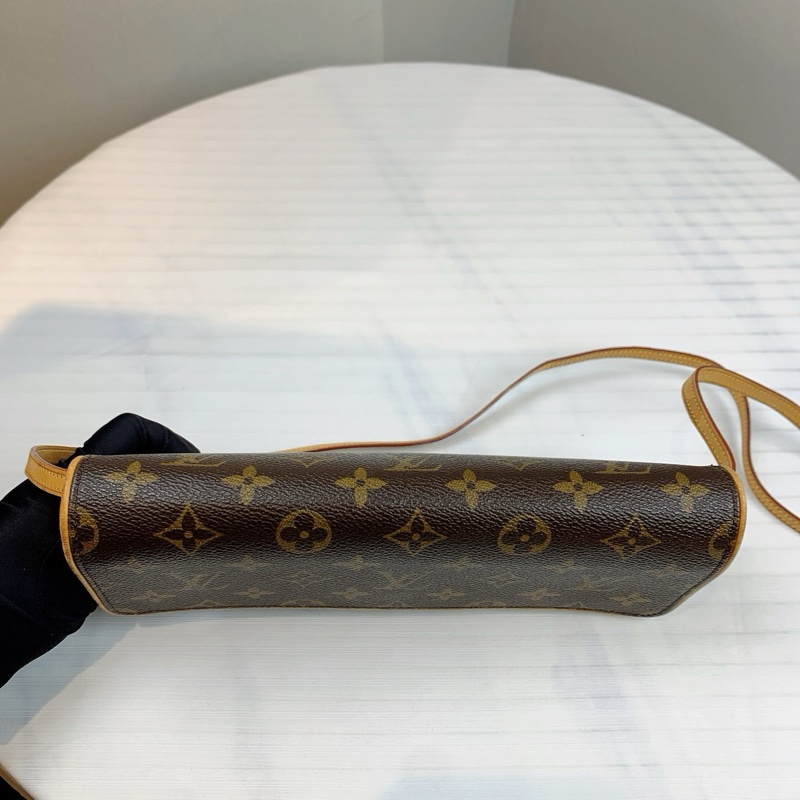 路易威登/Louis Vuitton 皮革 24.5*3*12-2