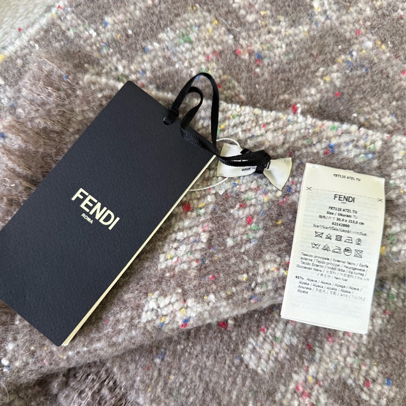 FF Logo 彩色點點混羊駝毛圍巾(鴿灰色)-4