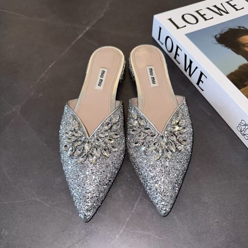 MIUMIU  拖鞋  37.5碼  僅穿過兩次，鞋子成色非常新 無附件-3