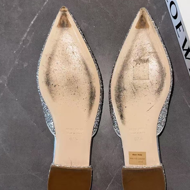 MIUMIU  拖鞋  37.5碼  僅穿過兩次，鞋子成色非常新 無附件-9