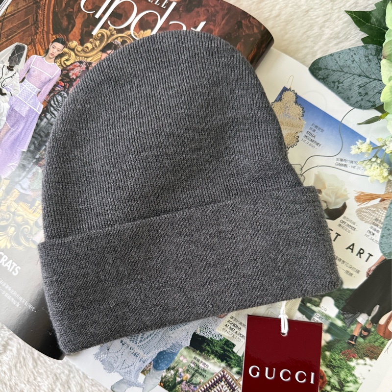 粉字Logo 刺繡羊毛毛帽(灰色)-1