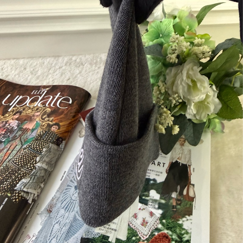 粉字Logo 刺繡羊毛毛帽(灰色)-4