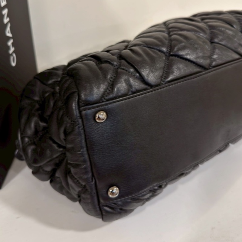 99新wsw)全網最低價 朵泡芙托特包手提單肩包 Chanel 香奈兒黑銀菱格紋雲-14