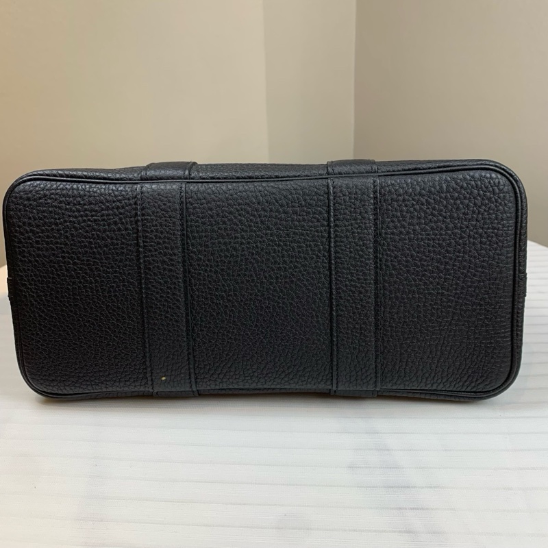 愛馬仕/Hermes 黑色皮革 銀色鈕扣 經典實用 30*14*21-7