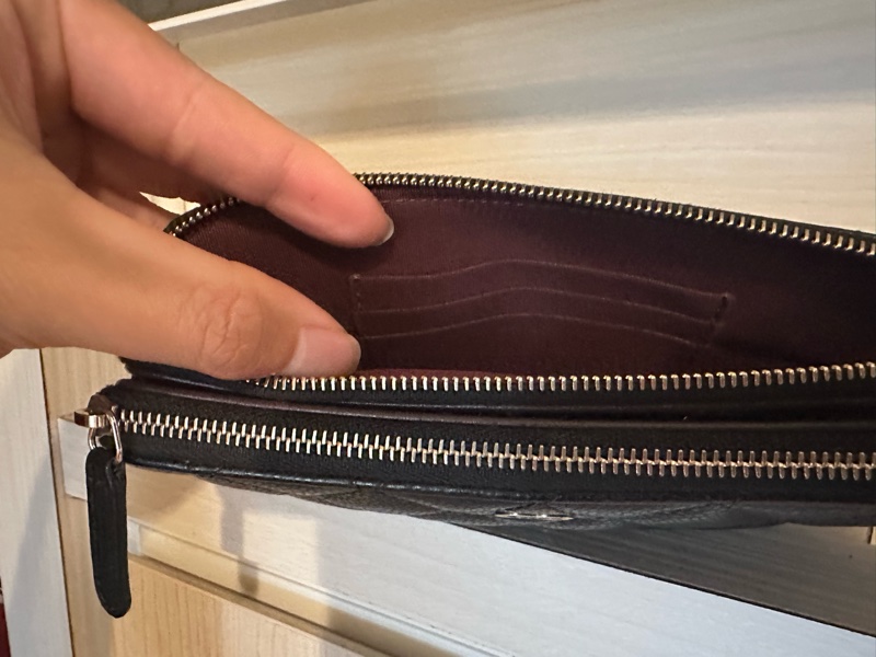 ✨ CHANEL ⭐ 經典黑金荔枝紋 WOC 雙拉鍊手機包 - 絕版實用款 ✨-3